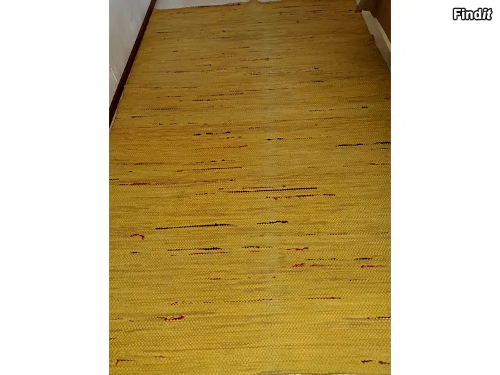 Säljes Räsymatto 250 x 156 cm