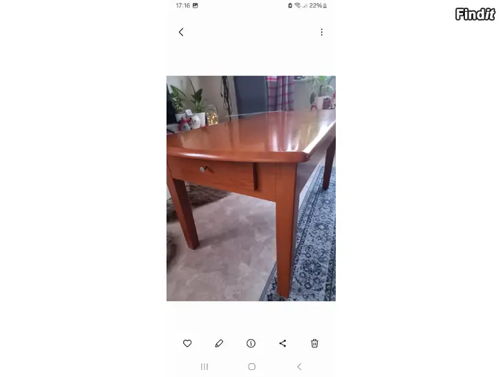 Säljes Vardagsrumsbord