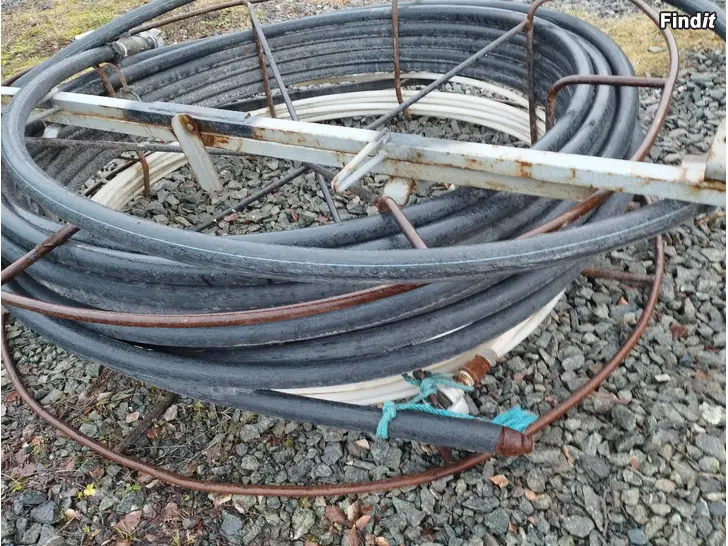 Myydään Letkukehikko ja putket