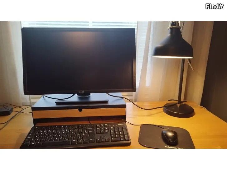 Myydään Skärm, tangentbord och mus