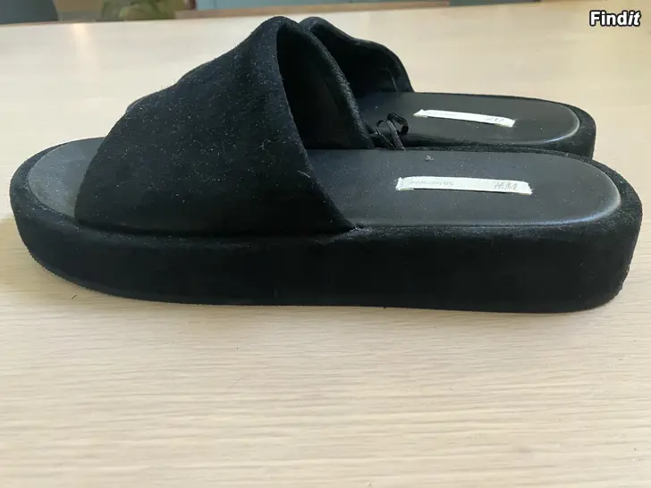 Säljes HM-sandaler