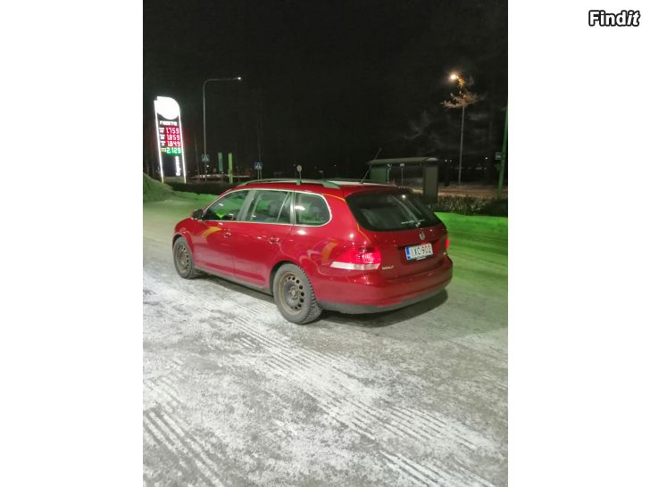 Säljes Volkswagen golf 1,4 tsi automat