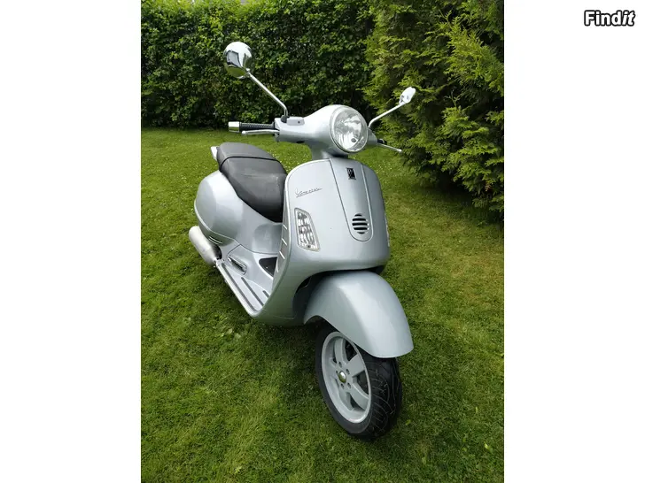 Myydään Vespa Granturismo 200