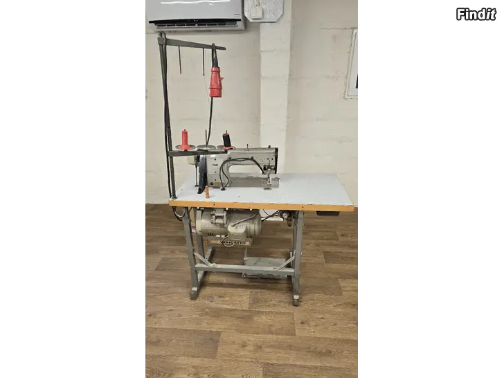 Myydään Pfaff teollisuusompelukone