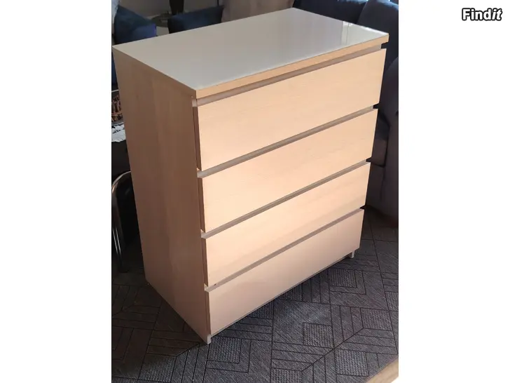 Säljes IKEA byrå