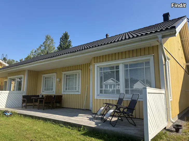 Säljes Radhuslägenhet 3r+k+bdr+b+garage Gäddaområdet