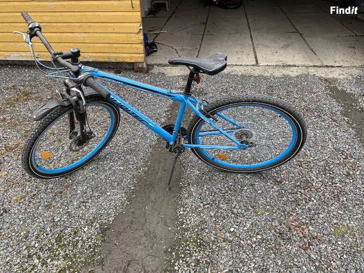 Säljes Pojkcykel 27,5 21 växlad