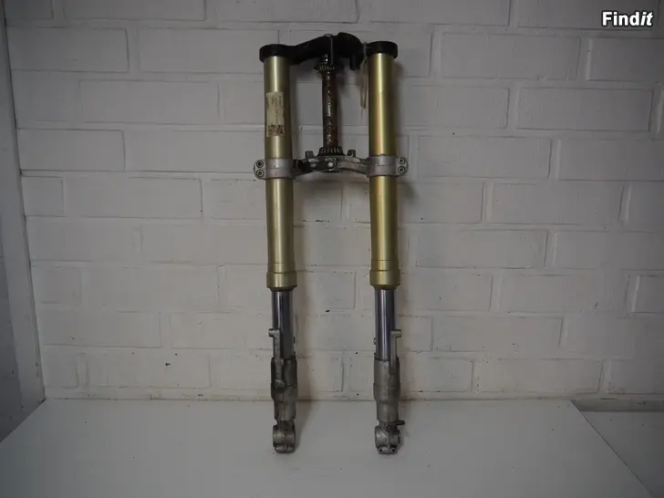 Myydään Yamaha TZR 125 1995 front forks upside down keula 4FL2310301 4FL2310201