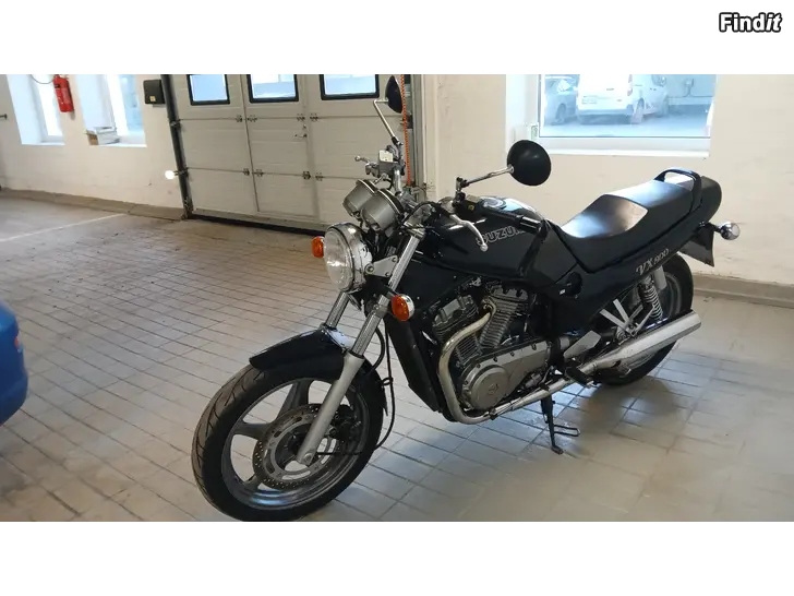 Myydään Suzuki vx 800