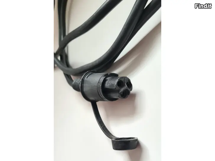 Säljes Motorvärmarsladd Defa