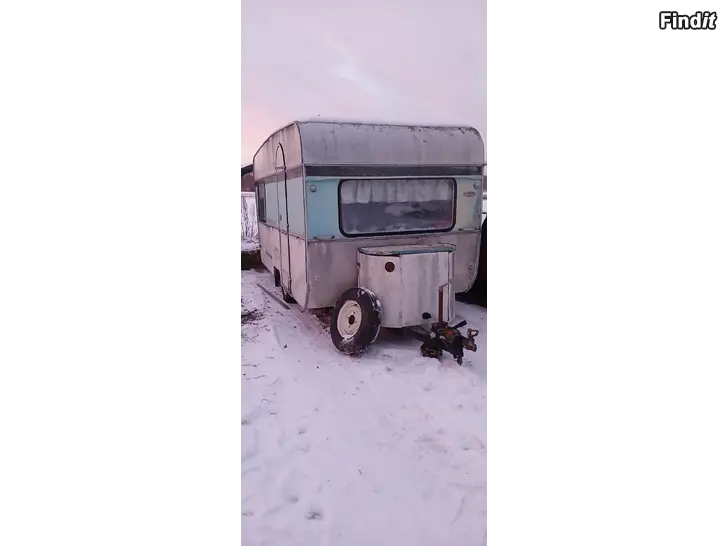 Myydään Retro husvagn till salu