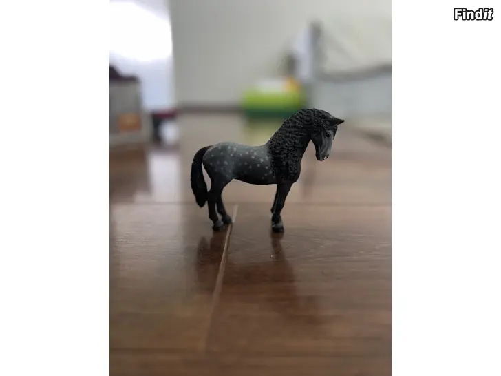 Säljes 2 olika Schleich hästar