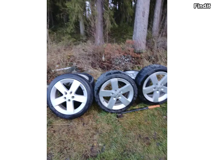 Myydään Peugeotin vanteet