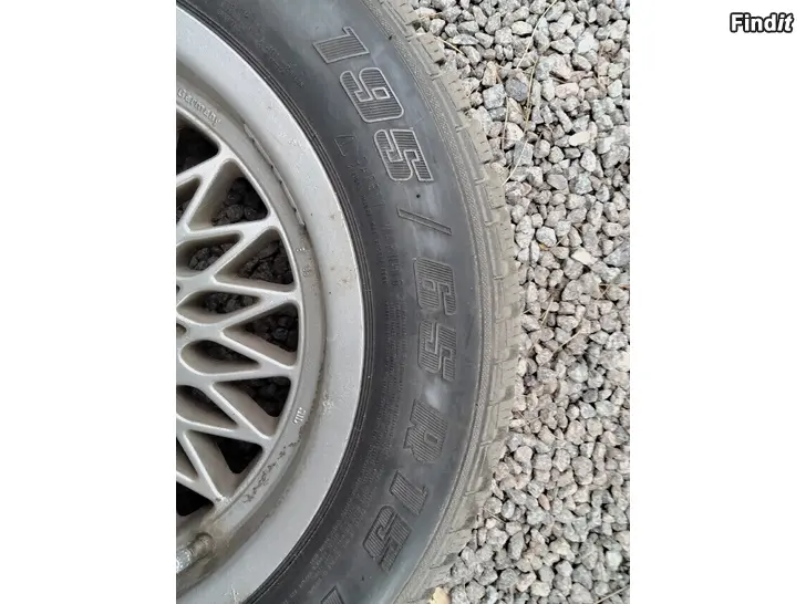 Säljes Originell BMW fälgserie