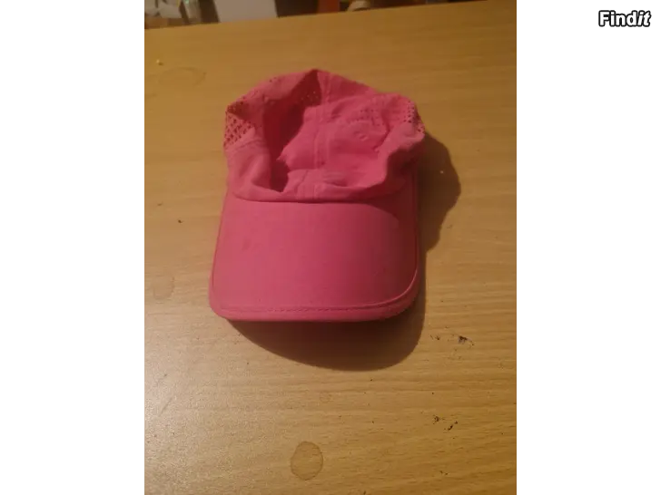 Säljes Rosa keps med ventilerande mesh