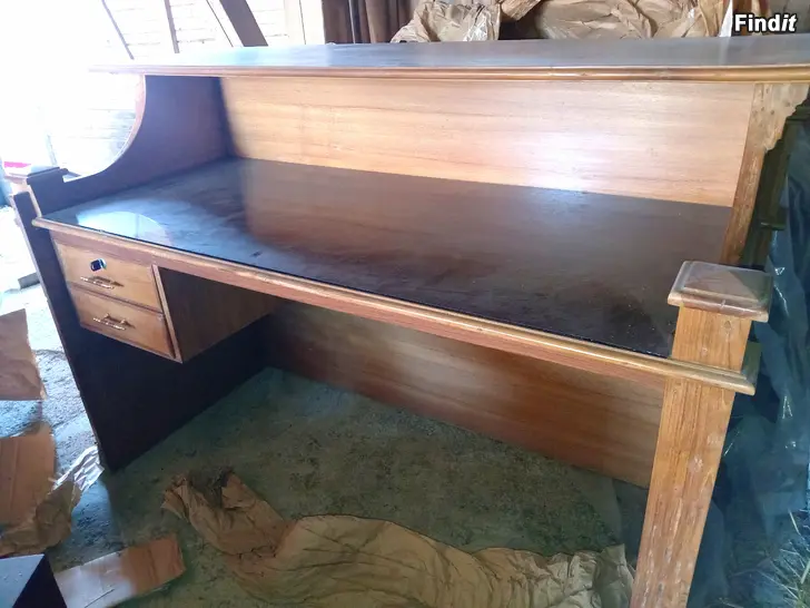 Säljes Bardisk i teak