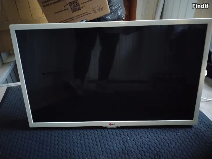 Myydään LG tv