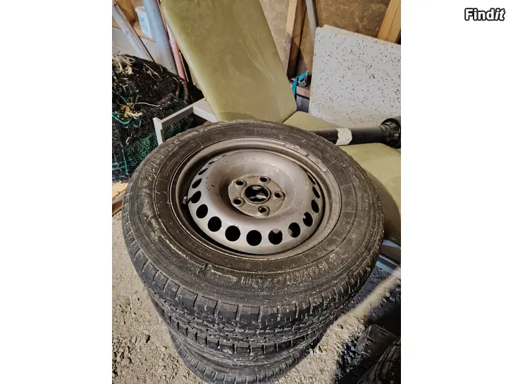 Säljes VW transporter sommardäck