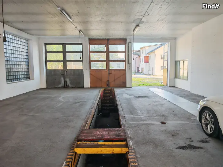 Uthyres Hall/ verkstadsutrymme i Jakobstad