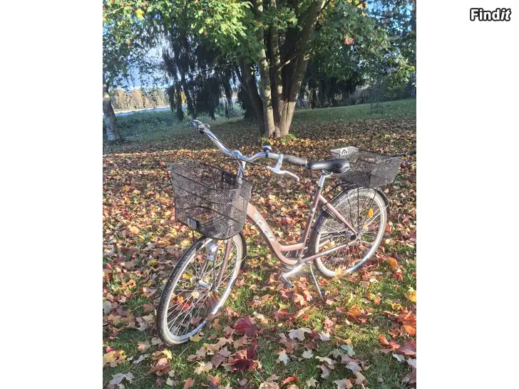 Säljes Cresent damcykel i fint skick