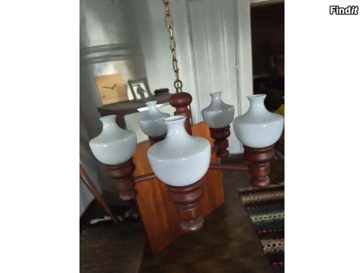Säljes Retro taklampa i furu