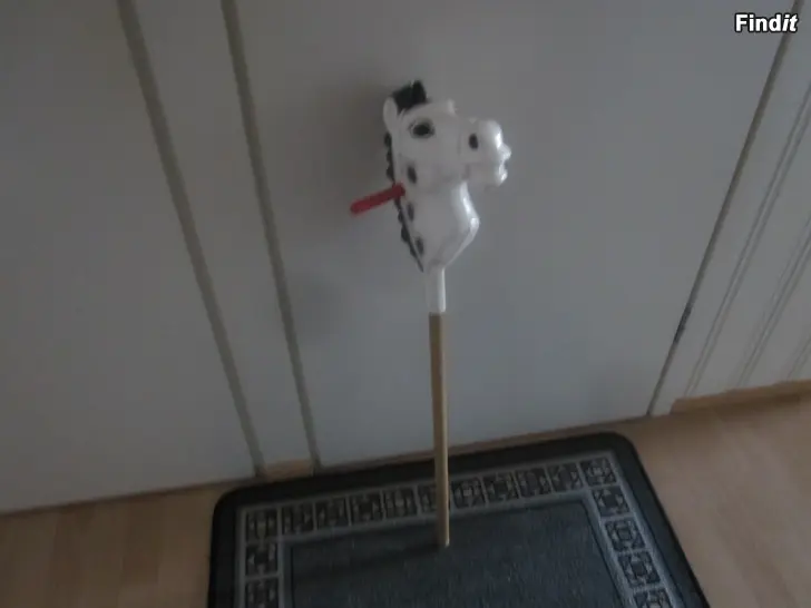 Myydään Retro keppihevonen