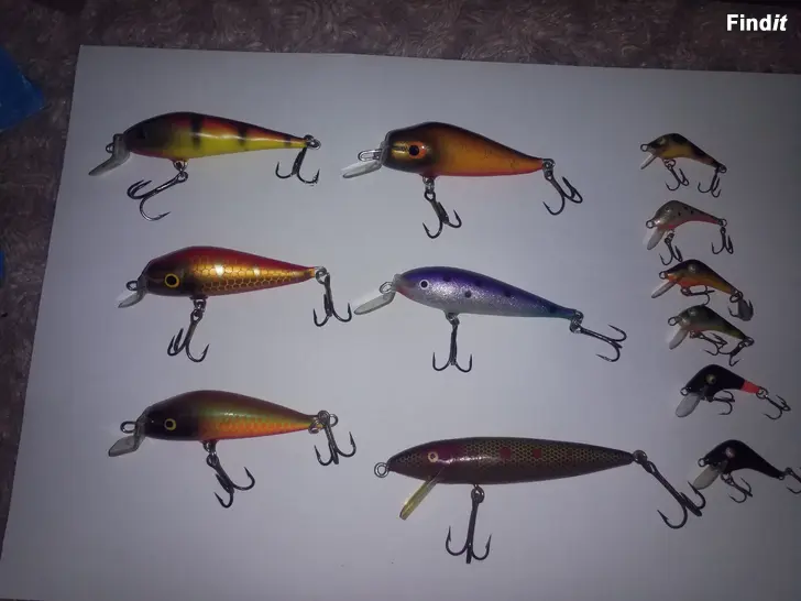 Säljes Uistimia ja perhoja