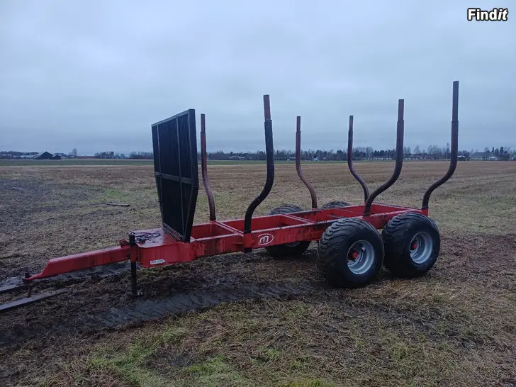 Myydään Skogsvagn 9t