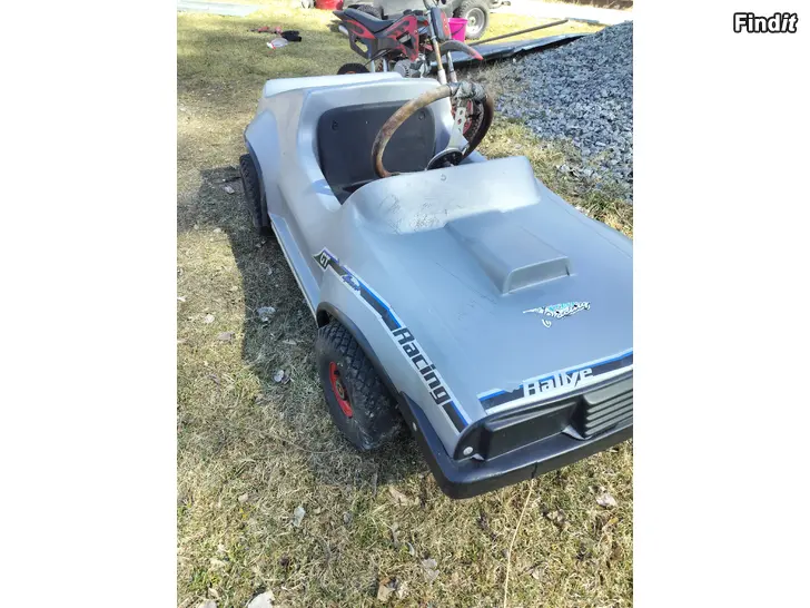 Myydään Lokariauto