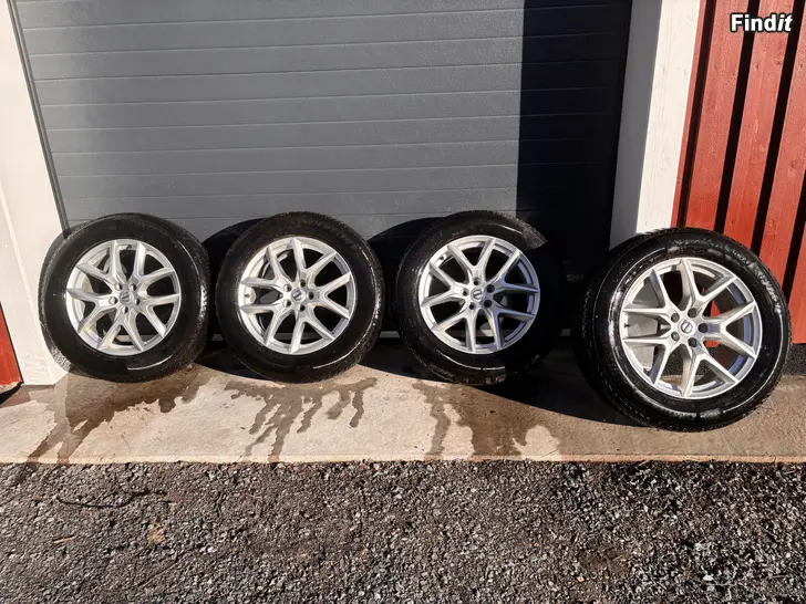 Säljes Volvo XC60 orginalfälgar 2023