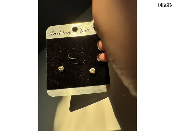 Säljes Gold earrings