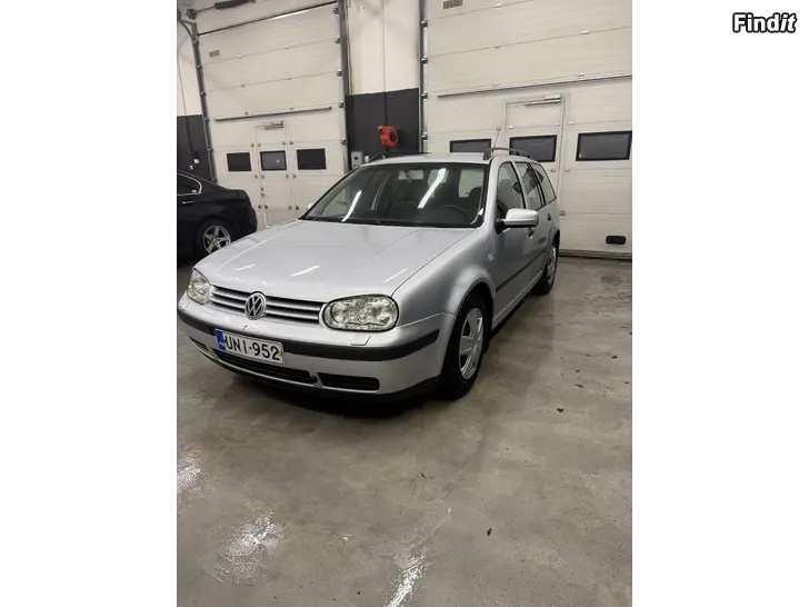 Säljes Nybesiktad volkswagen golf
