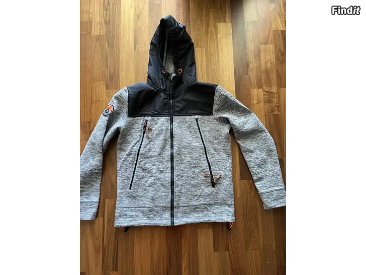 Säljes Superdry jacka