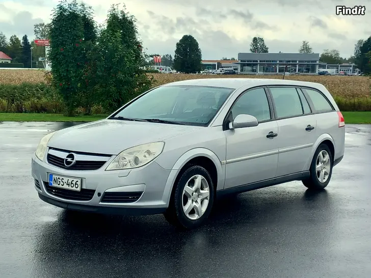 Myydään Opel Vectra Essential Special 1.8 Bensa 122hv Farm