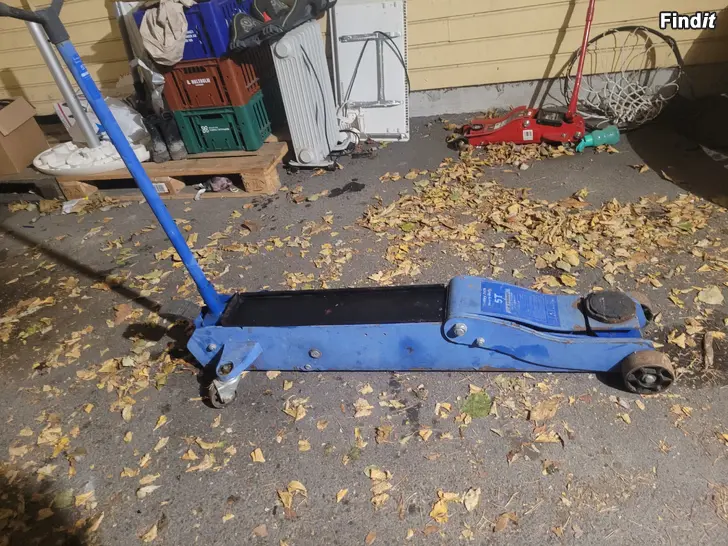 Myydään Tunkki 5t heavy duty