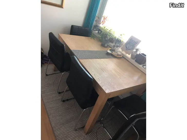 Myydään Ruokailuryhmä/Matbord och stolar
