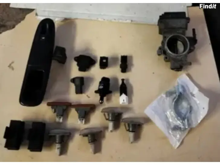 Myydään Kaasuläpäkotelo laippakiristin