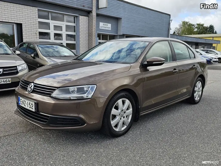 Myydään Volkswagen Jetta Comfortline 1,6 TDI 77 kW 105 hv BlueMotion Technology Kattoluukku NAVI Cruise