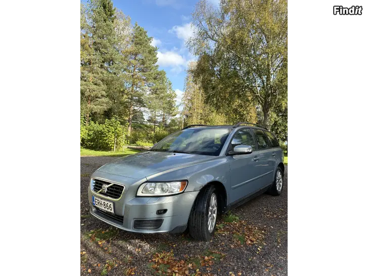 Myydään Obesiktad Volvo V50 1000
