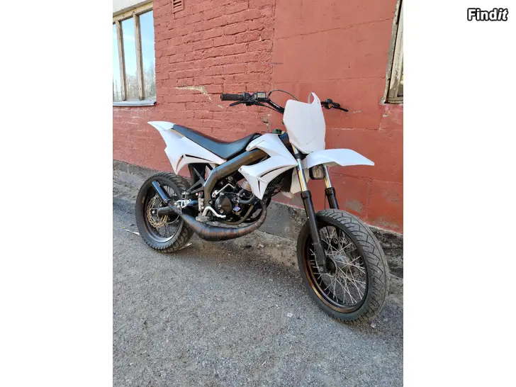 Säljes Gilera RCR