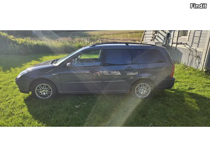 Säljes Ford Focus 1,2 farmare