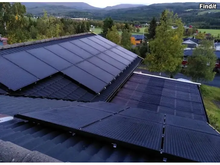 Myydään Aurinkopaneeli Solitek Blackstar 420W Framed GG