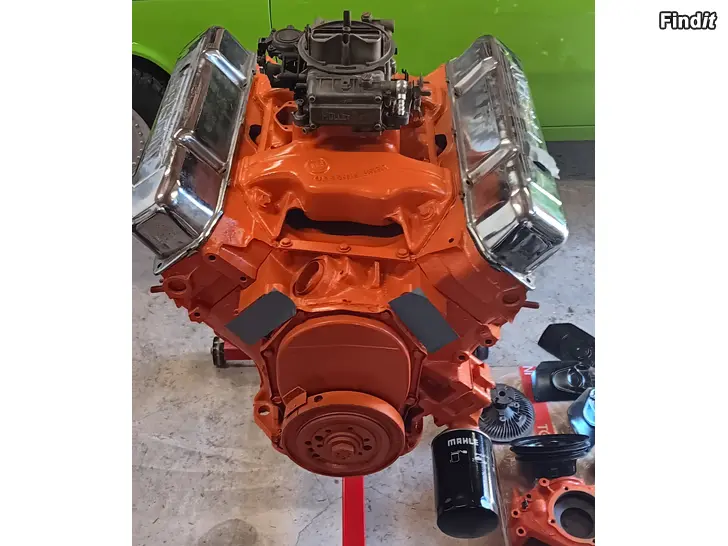 Myydään Mopar 383 cid