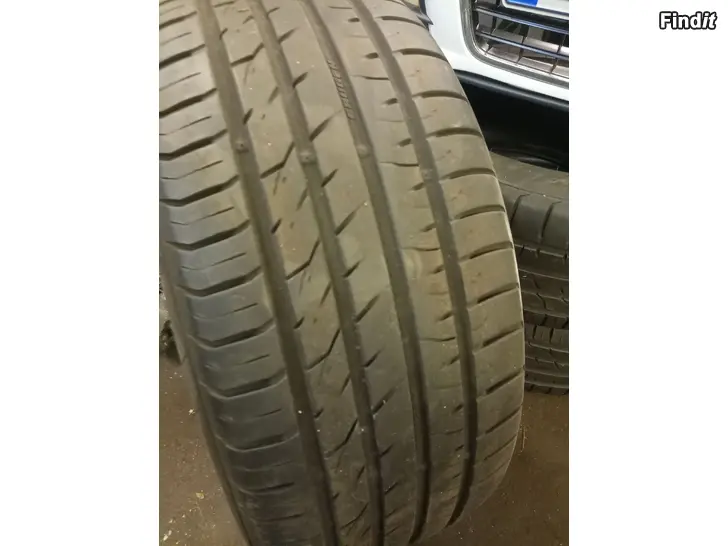 Säljes Sommardäck 4 st 255/50/ZR19
