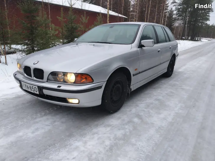 Säljes Bmw E39 523i