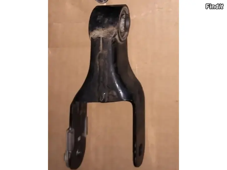 Säljes Moottorituki laippakiristin