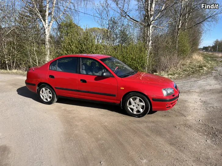 Säljes Hyundai Elantra 1.6i -04 juuri kats