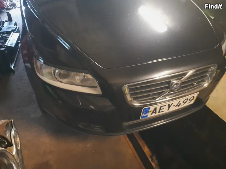 Myydään Volvo V50 Farmari -08
