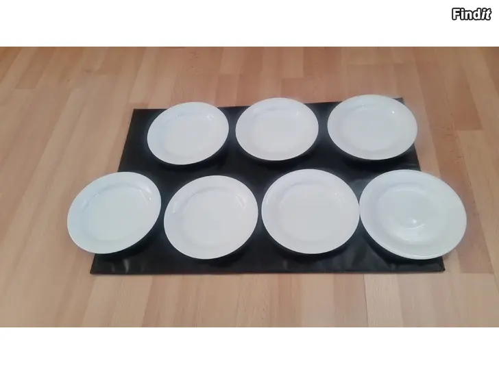 Myydään Arabia Arctica lautanen 17cm 7kpl -hinta 22e