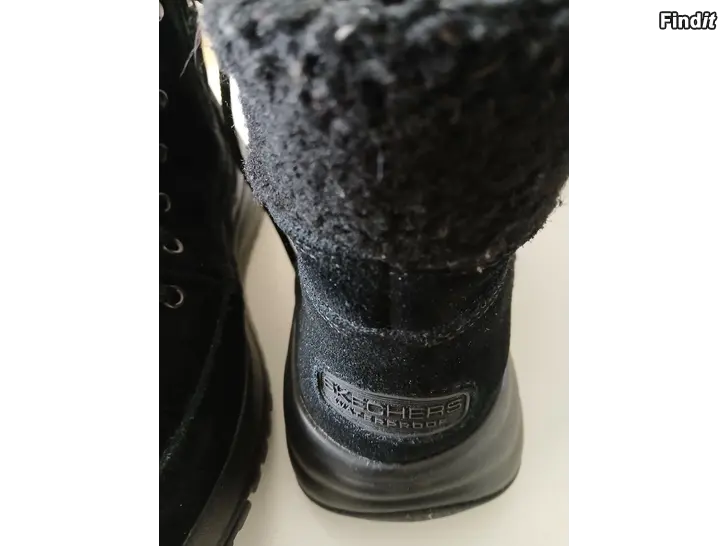 Myydään Skechers nilkkurit